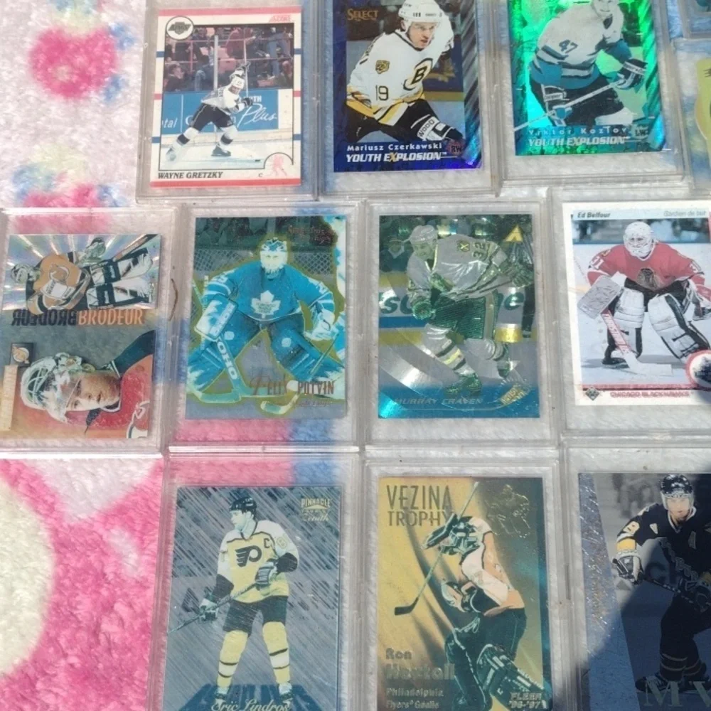Hockey Cards Lot